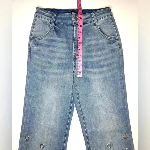 Vocal Women’s Straight Leg Jeans Size- Small - Picture 7 of 11